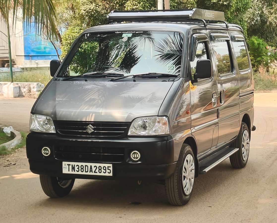 Maruti Suzuki Eeco 5 STR Ac