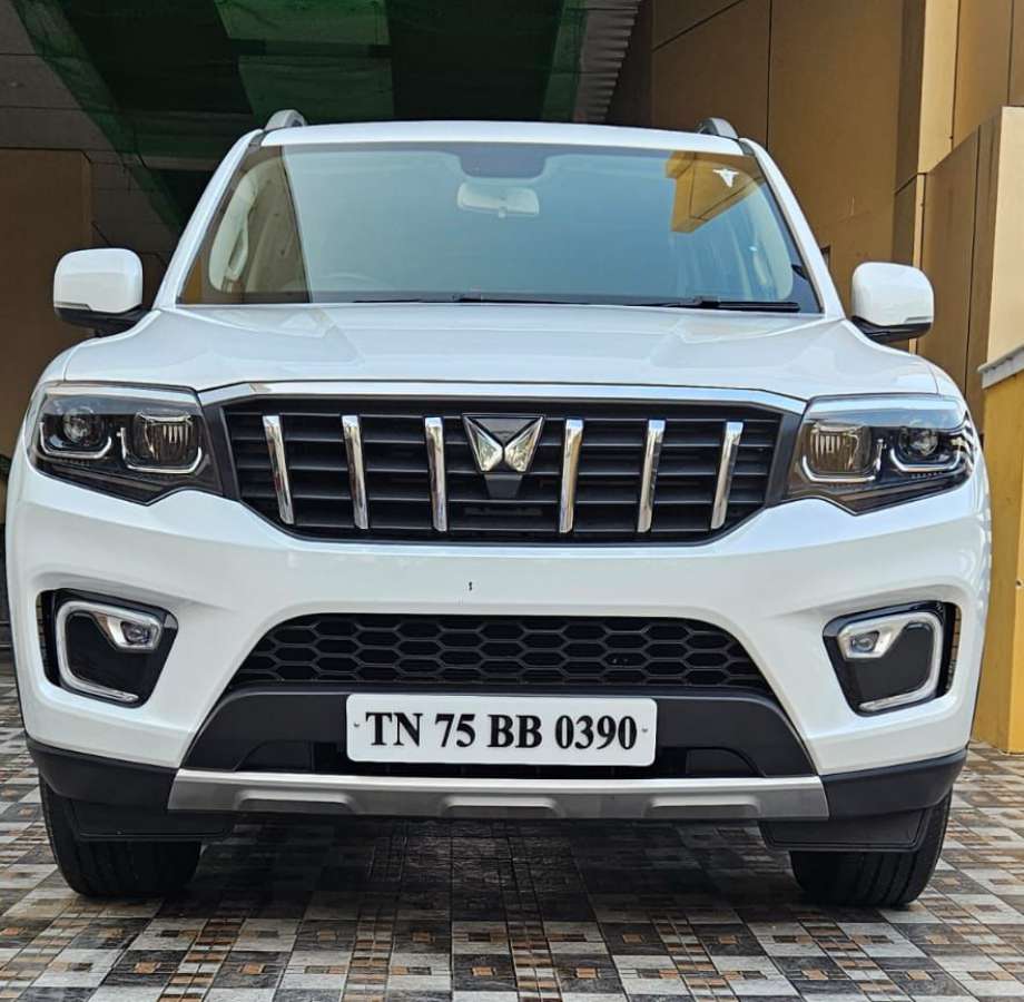 Mahindra Scorpio N Z8