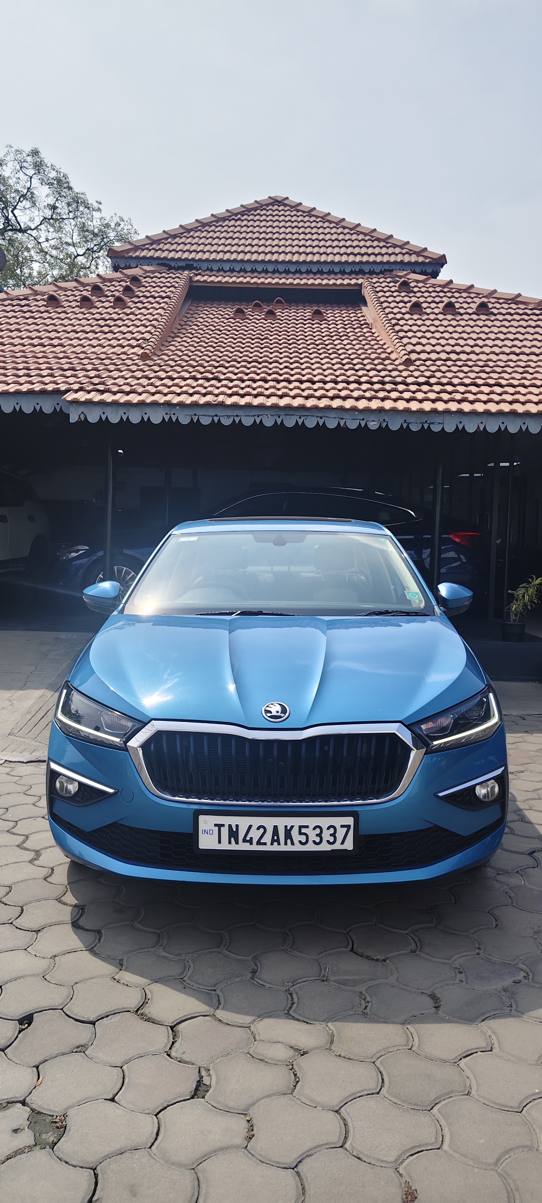 Skoda SLAVIA Sportline 1.0L TSI AT