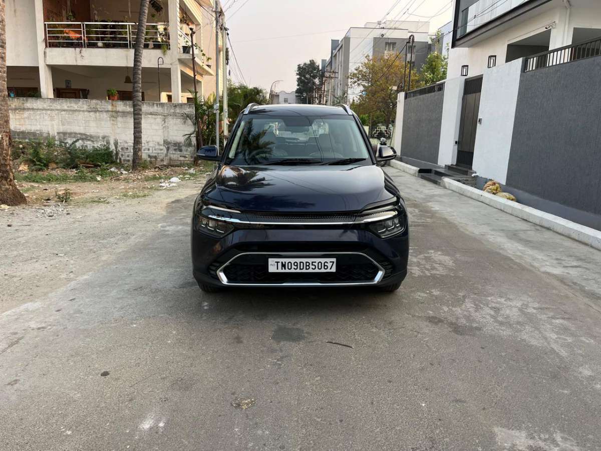 Kia carens Prestige Plus