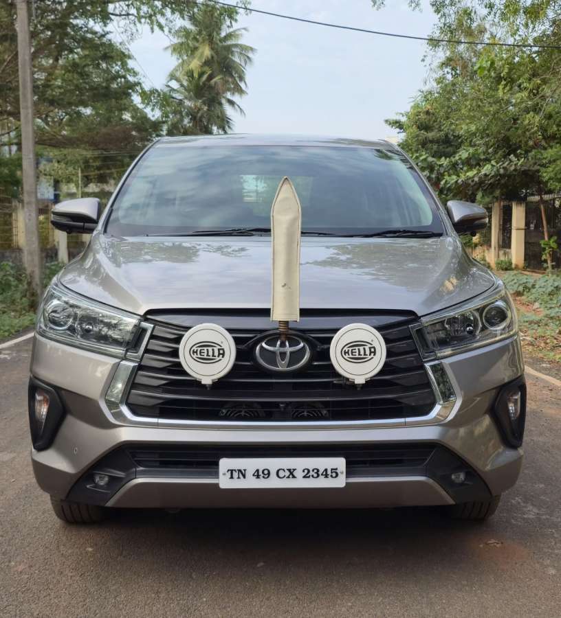 Toyota Innova Crysta 2.7 VX 7 STR