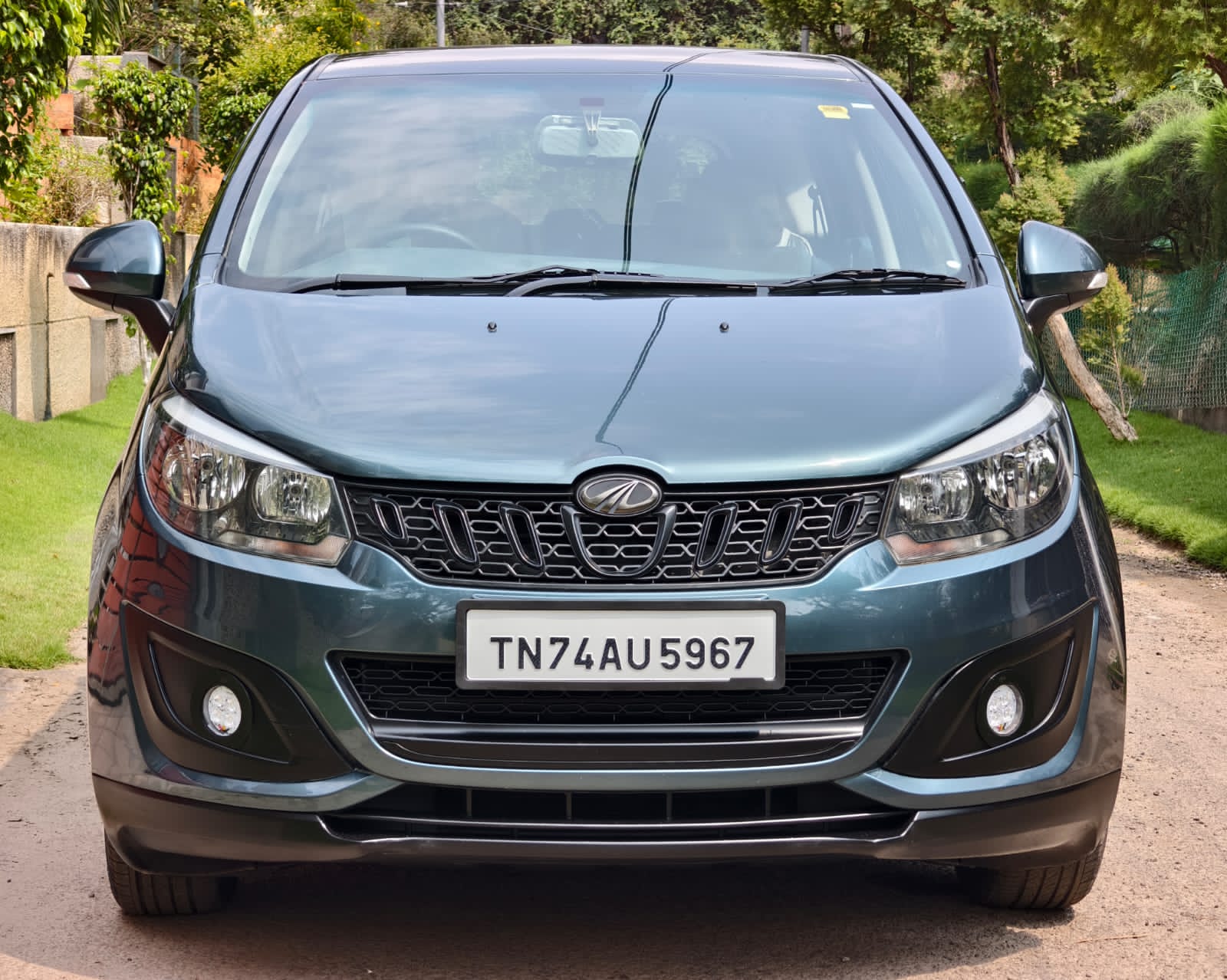 Mahindra Marazzo M4 8Str Mahindra Marazzo M4 8Str
