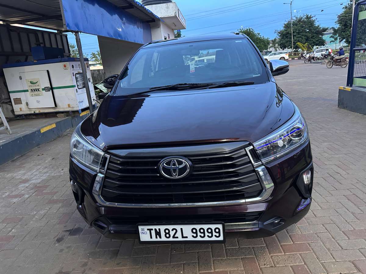 Toyota Innova Crysta 2.8 Z