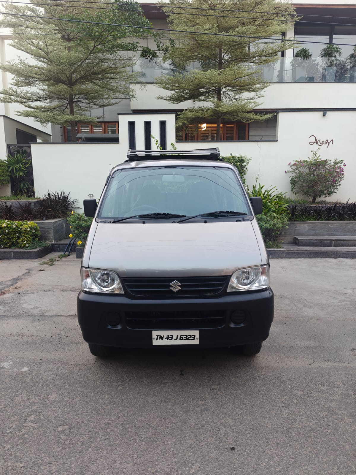 Maruti Suzuki Eeco 5 STR Ac