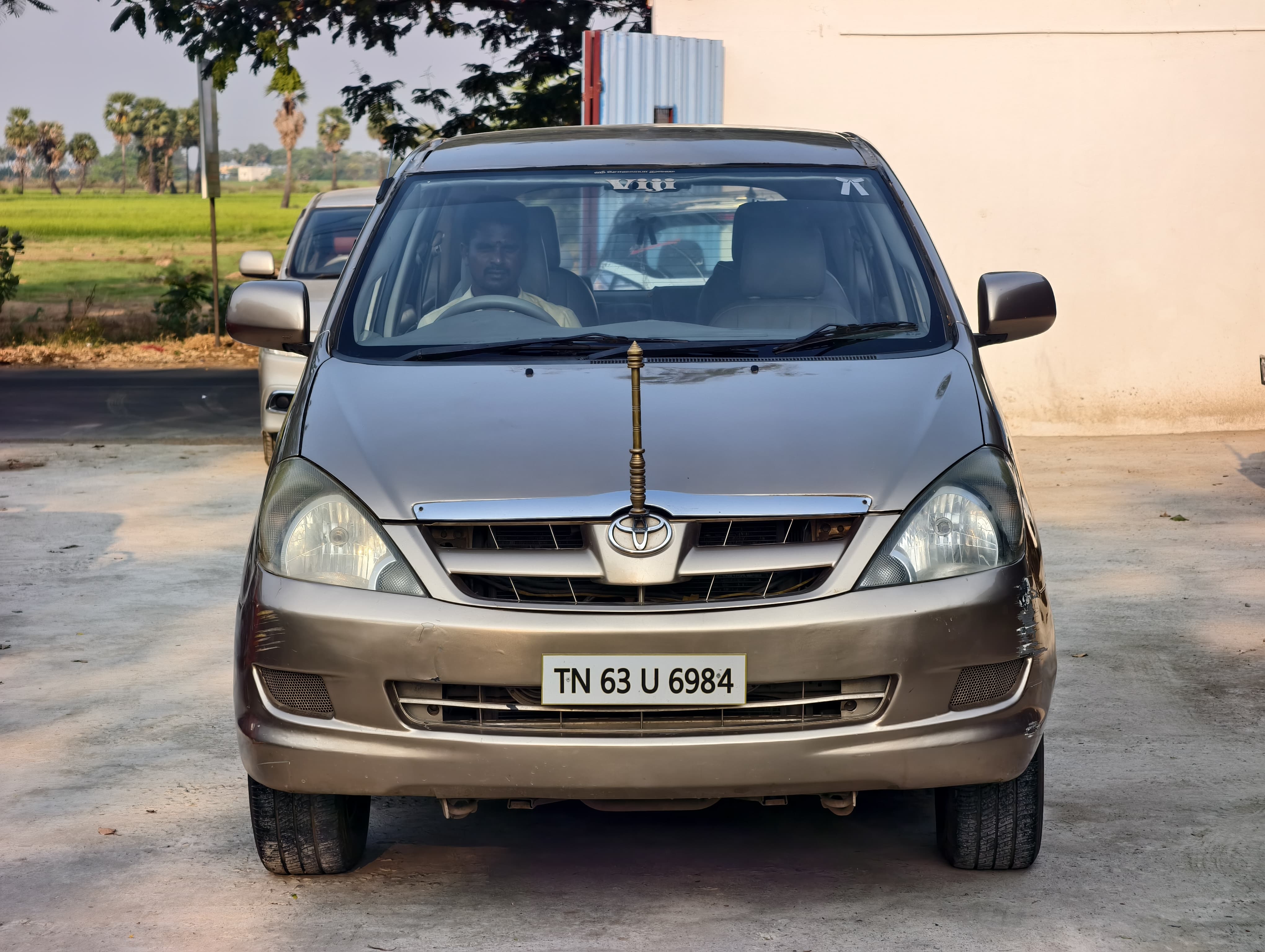 Toyota Innova 2.5 G 7 STR