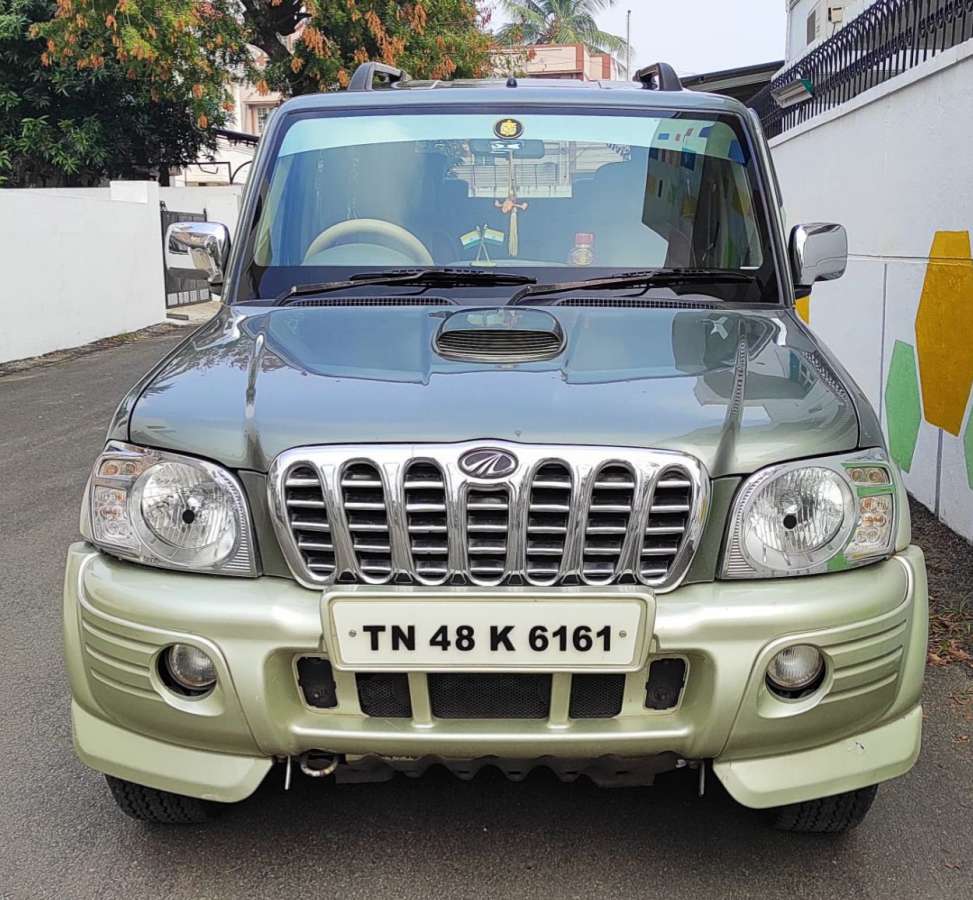 Mahindra Scorpio 2.6 SLX