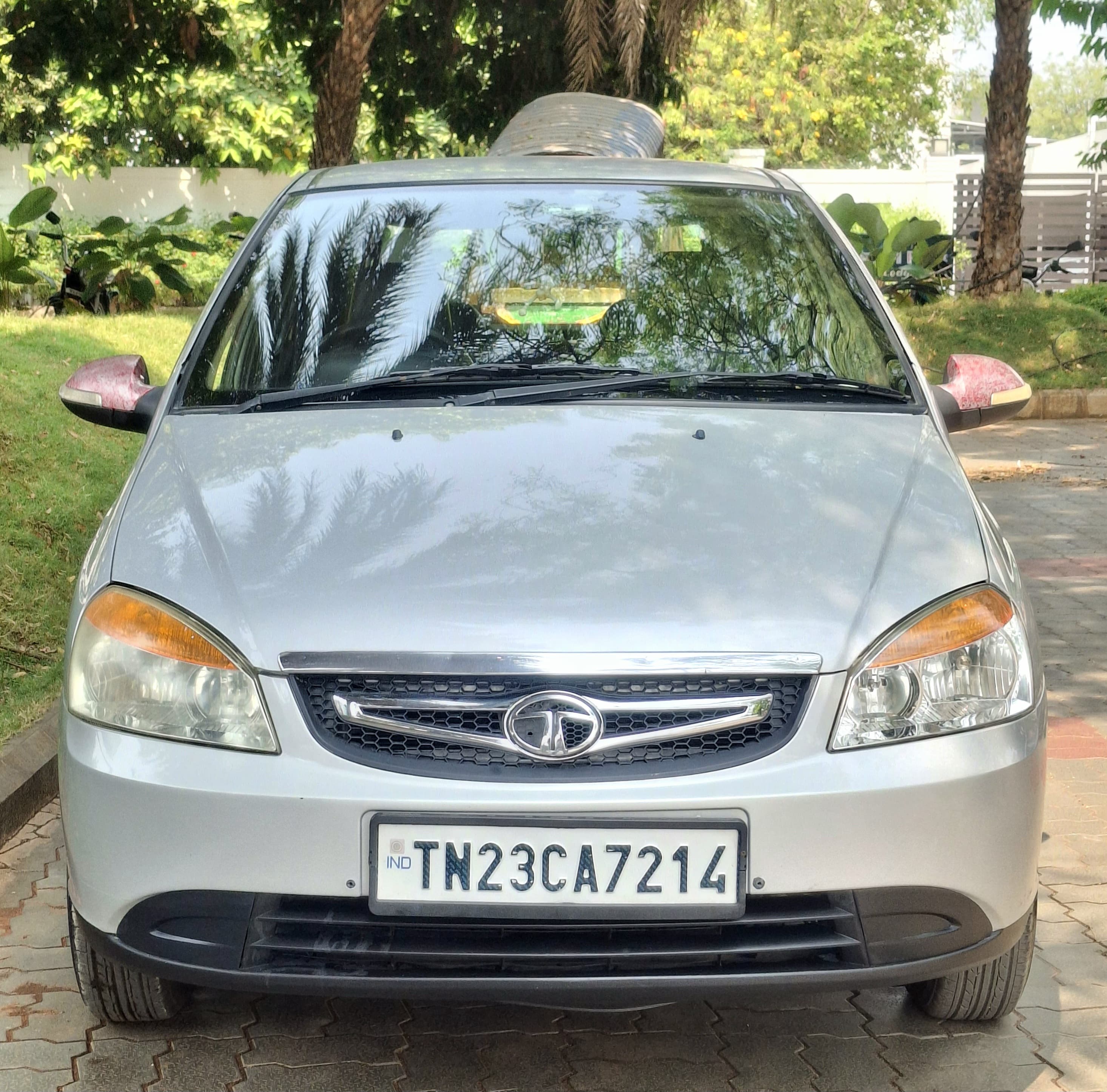Tata Indica eV2 LX