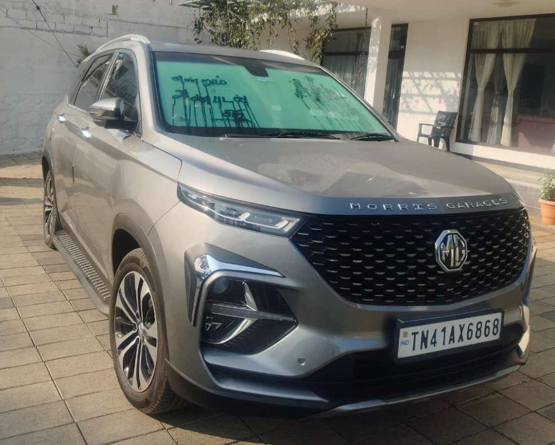 MG Hector Plus Style MT