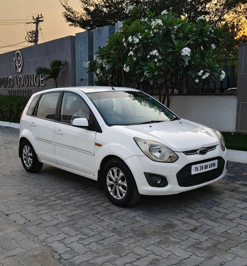 Ford Figo 1.2P Titanium