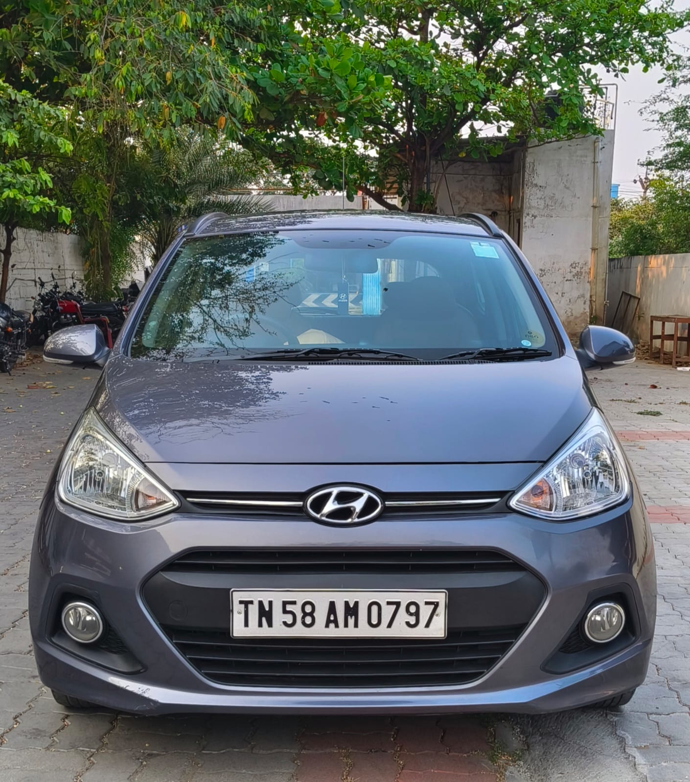 Hyundai Grand I10 Asta (O)