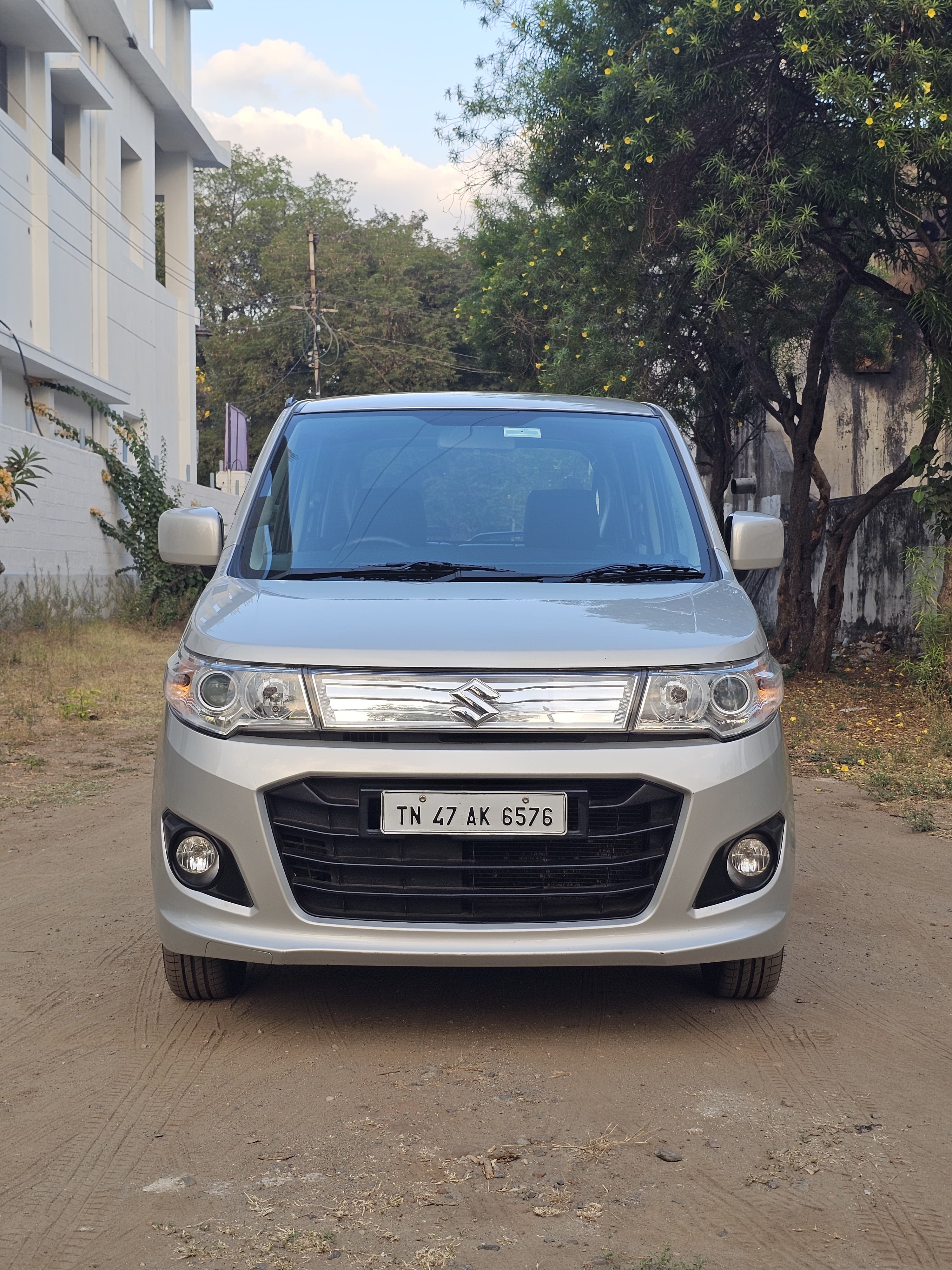 Maruti Suzuki Wagon R VXI Plus AMT