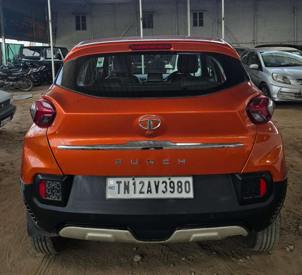 Tata punch Accomplished