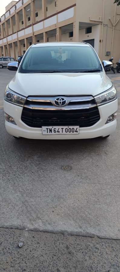 Toyota Innova 2.5 Z 7 STR