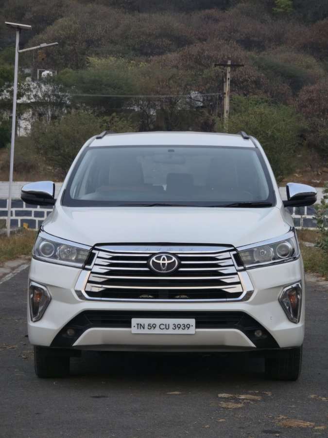 Toyota Innova Crysta VX 2.4 7 STR