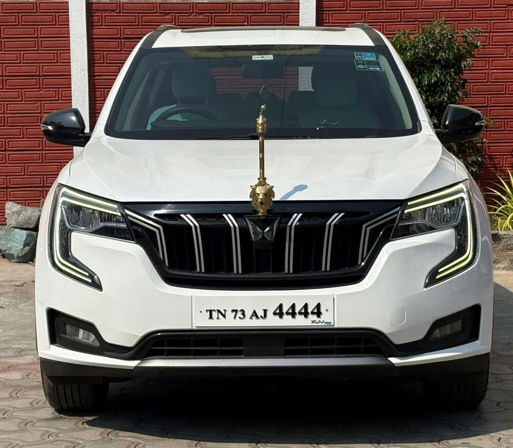 Mahindra XUV700 AX 5 Diesel MT 7 STR