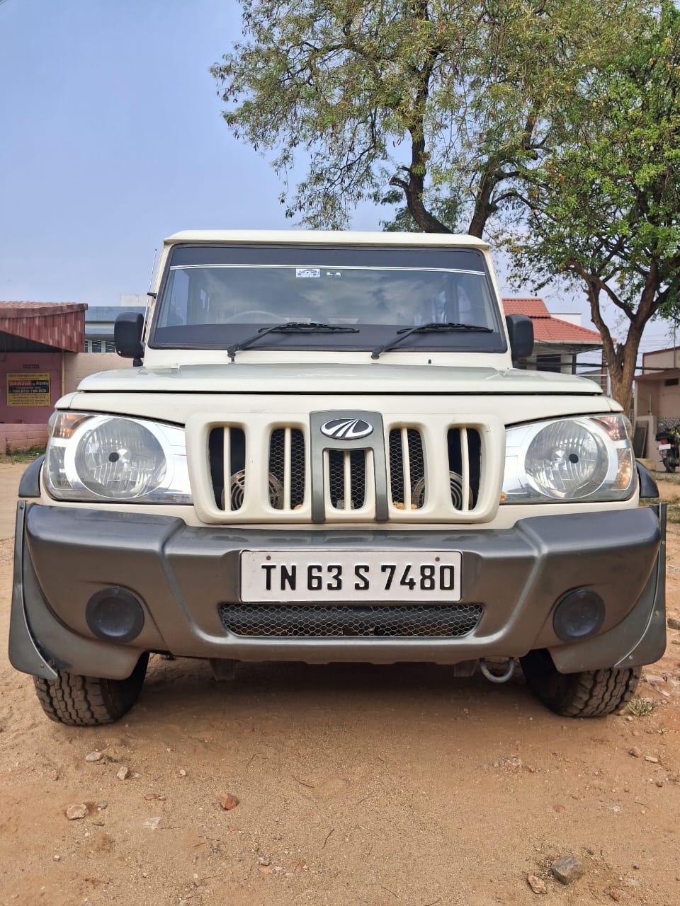 Mahindra Bolero SLX