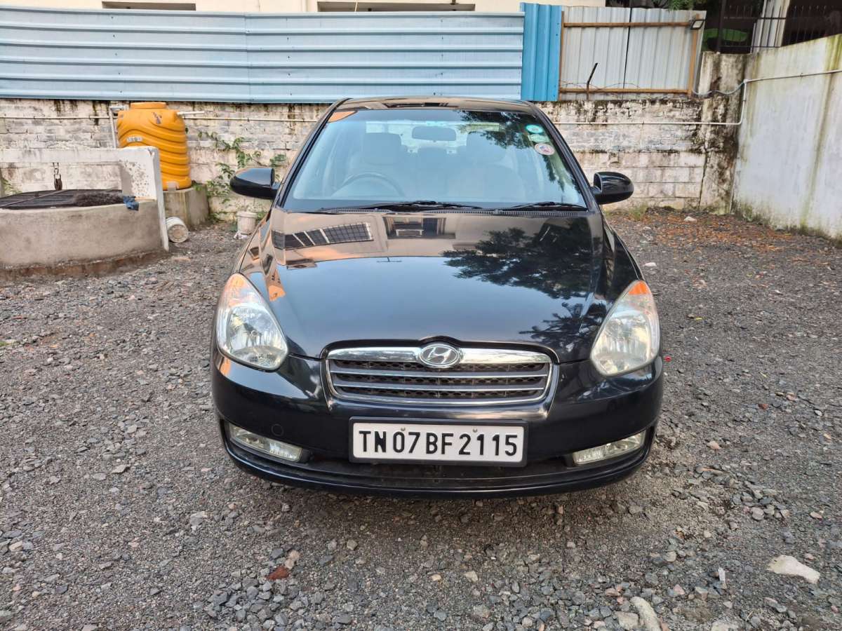 Hyundai Verna AMT