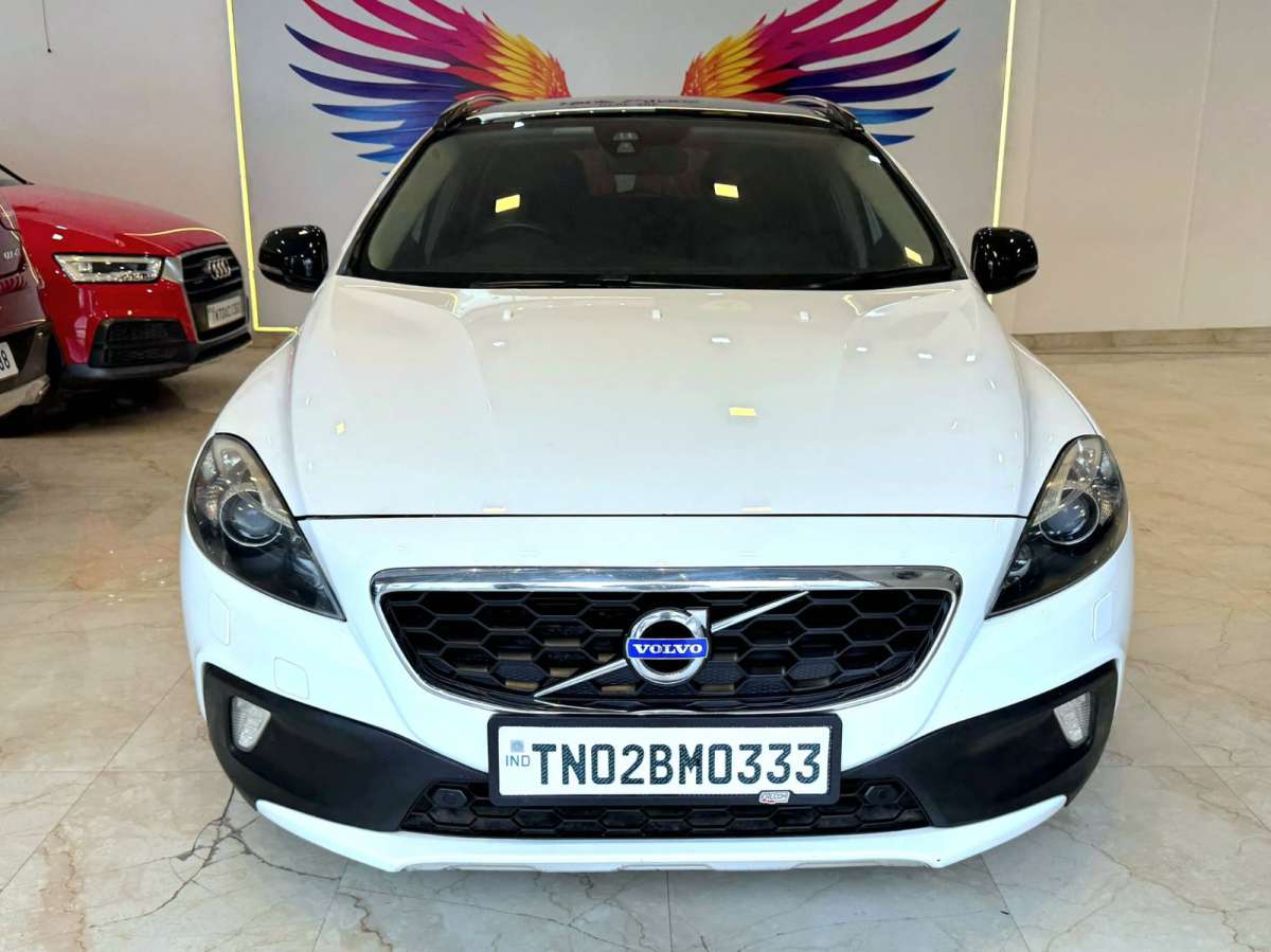 Volvo V40 others