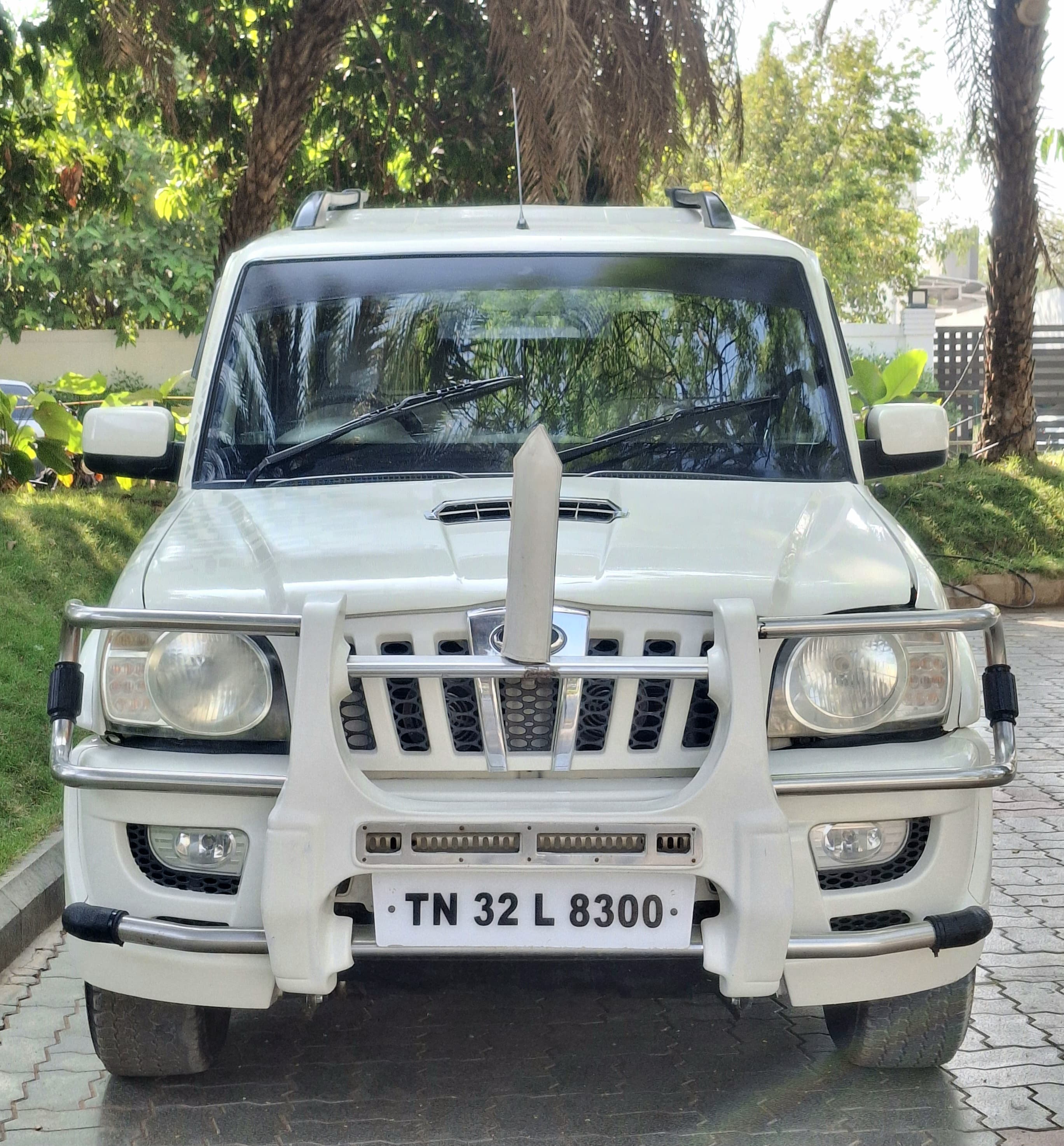Mahindra Scorpio SLE