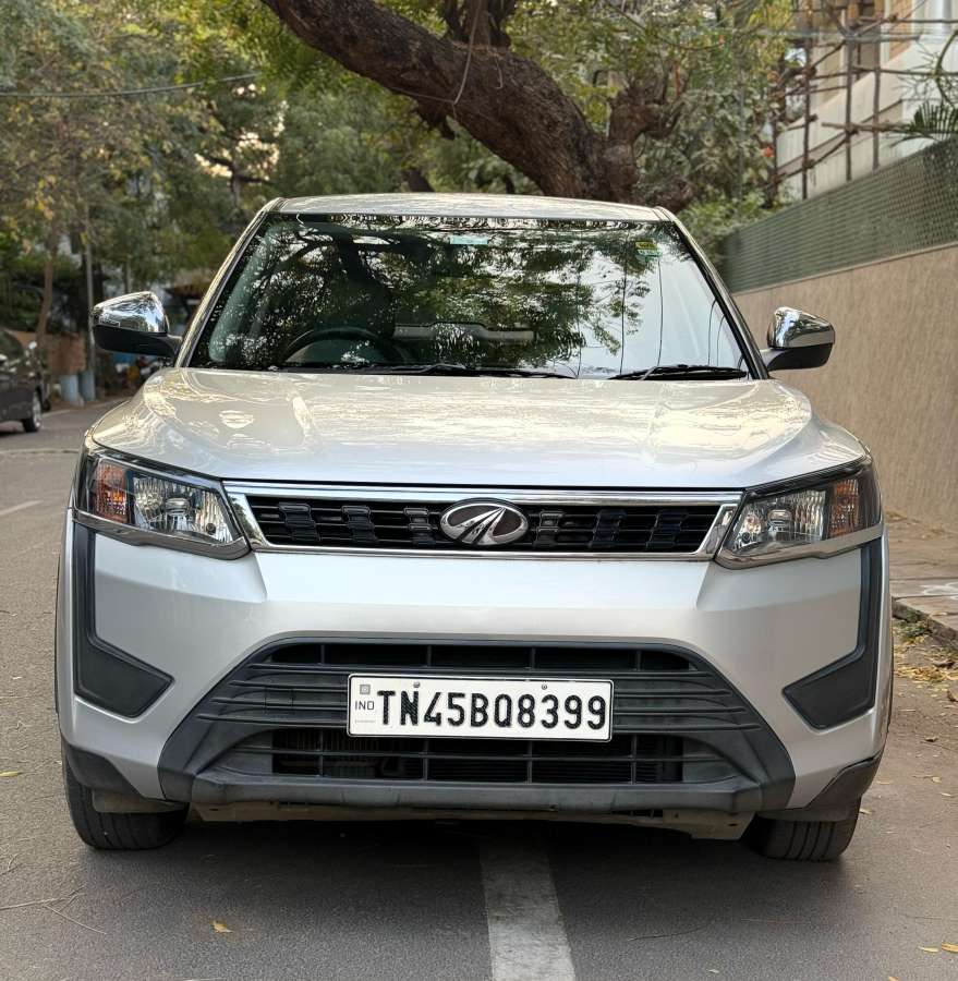 Mahindra XUV300 W4