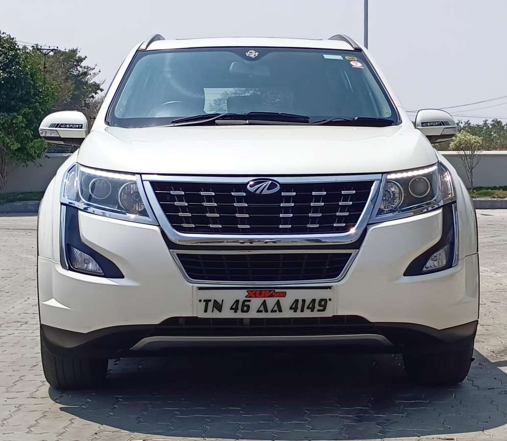 Mahindra XUV500 W11 Option