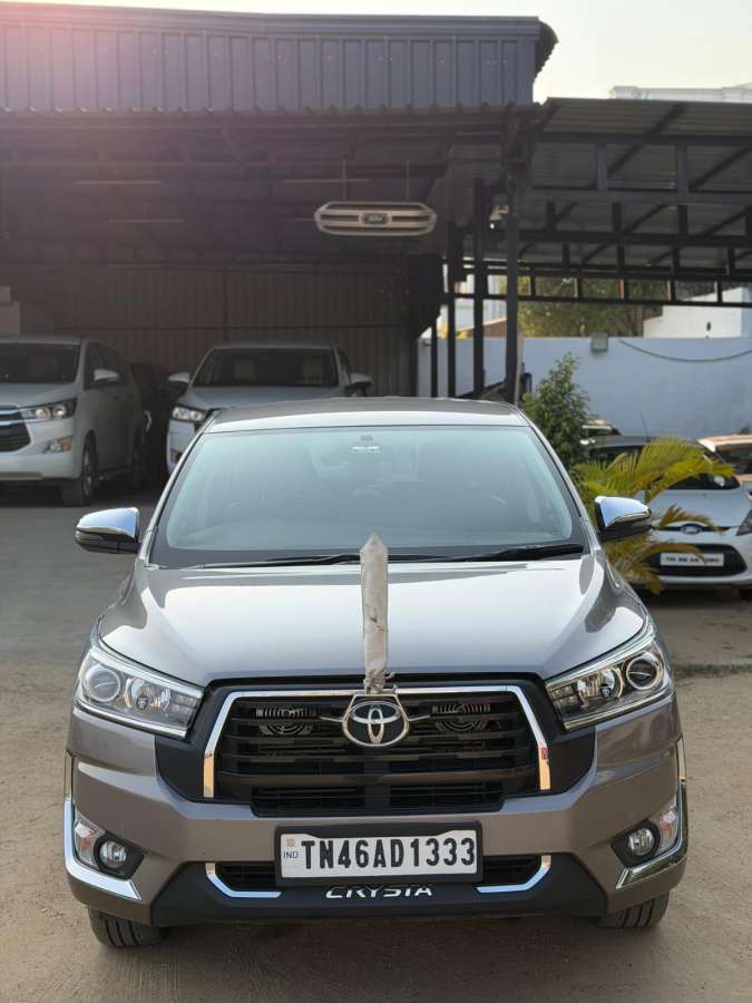 Toyota Innova Crysta 2.4 Z