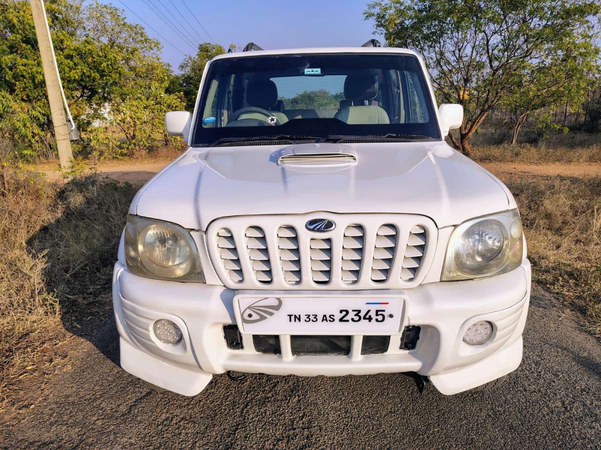 Mahindra Scorpio VLX BS III
