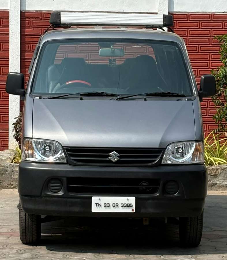 Maruti Suzuki Eeco 5 STR Ac