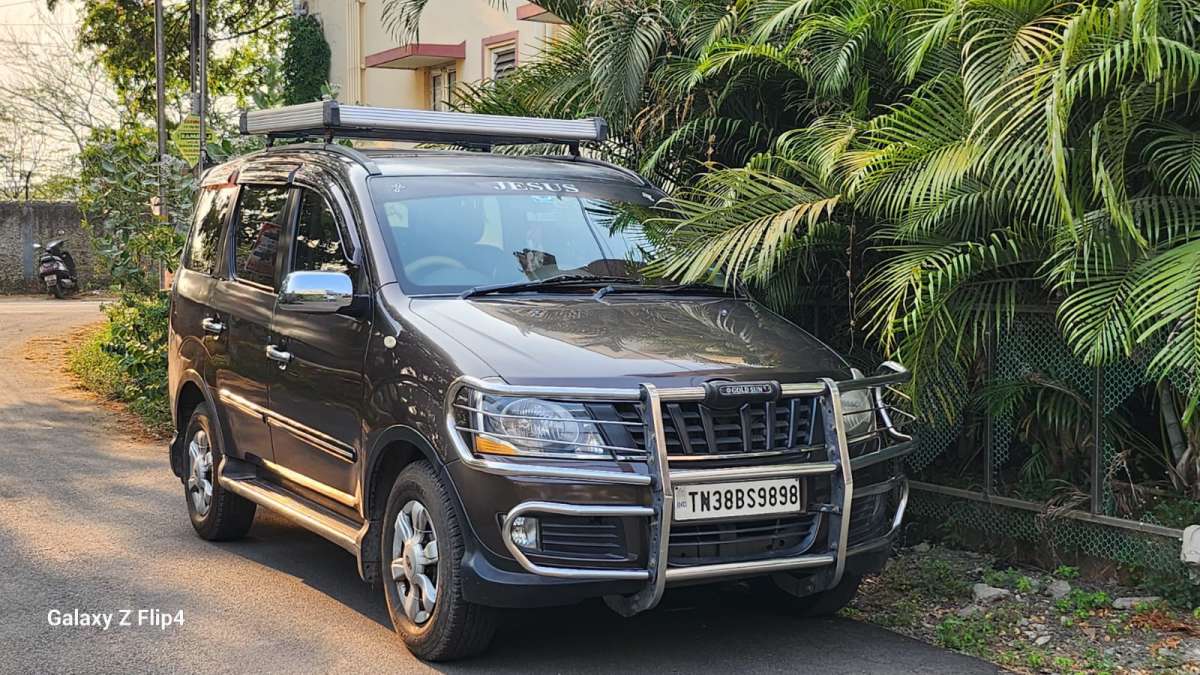 Mahindra Xylo E4 ABS BS IV