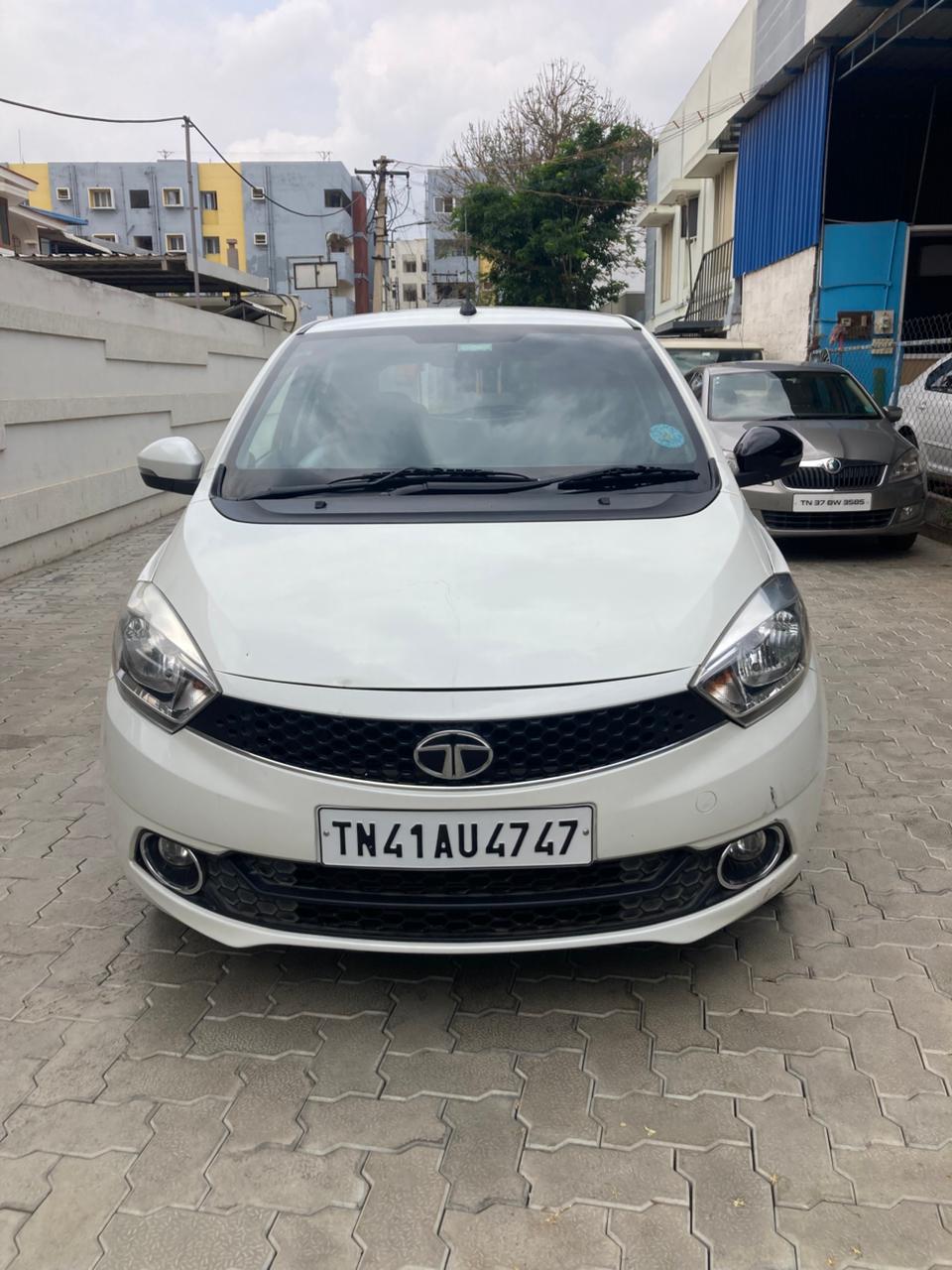 Tata Tiago XZ