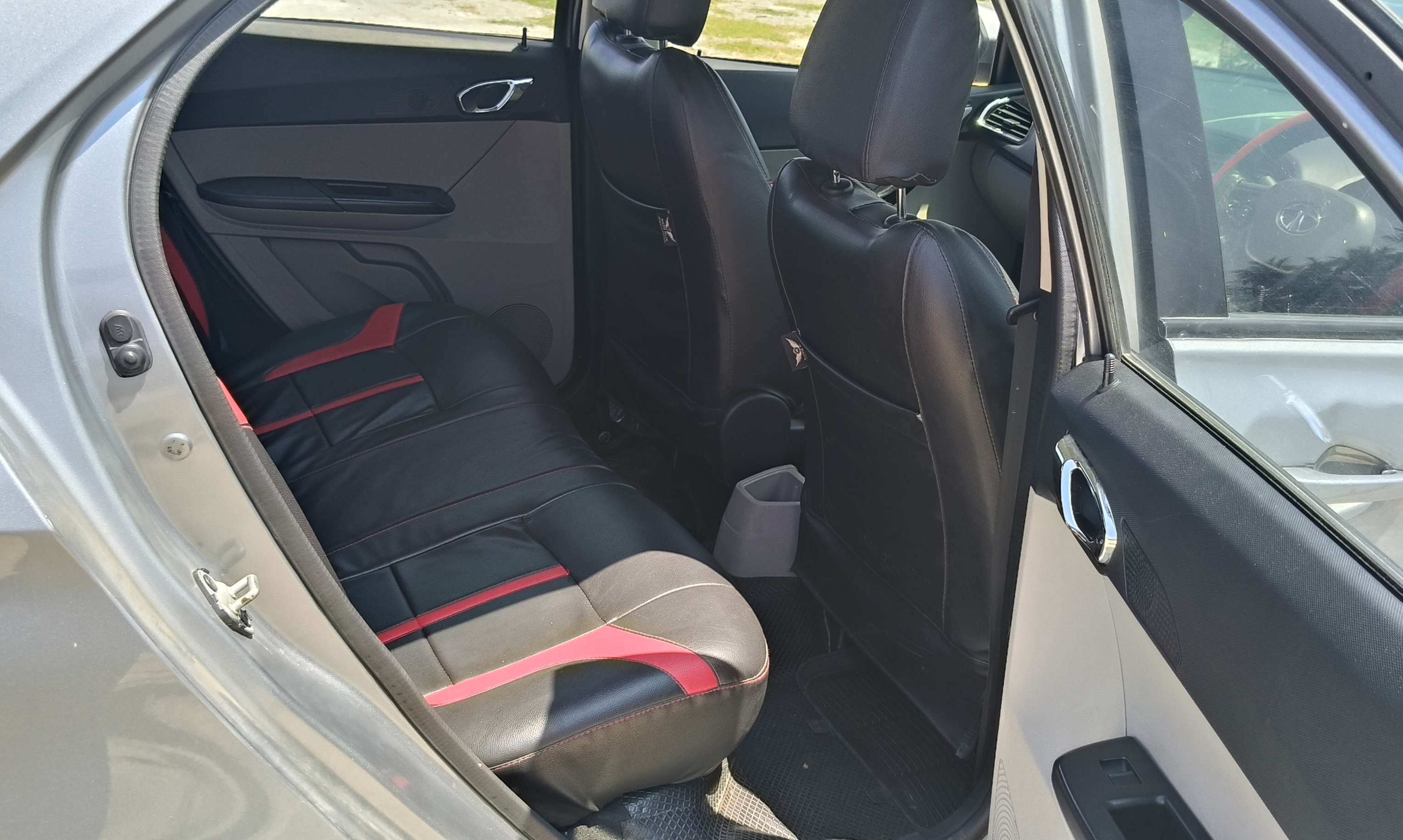 Tata Tiago - Image 9