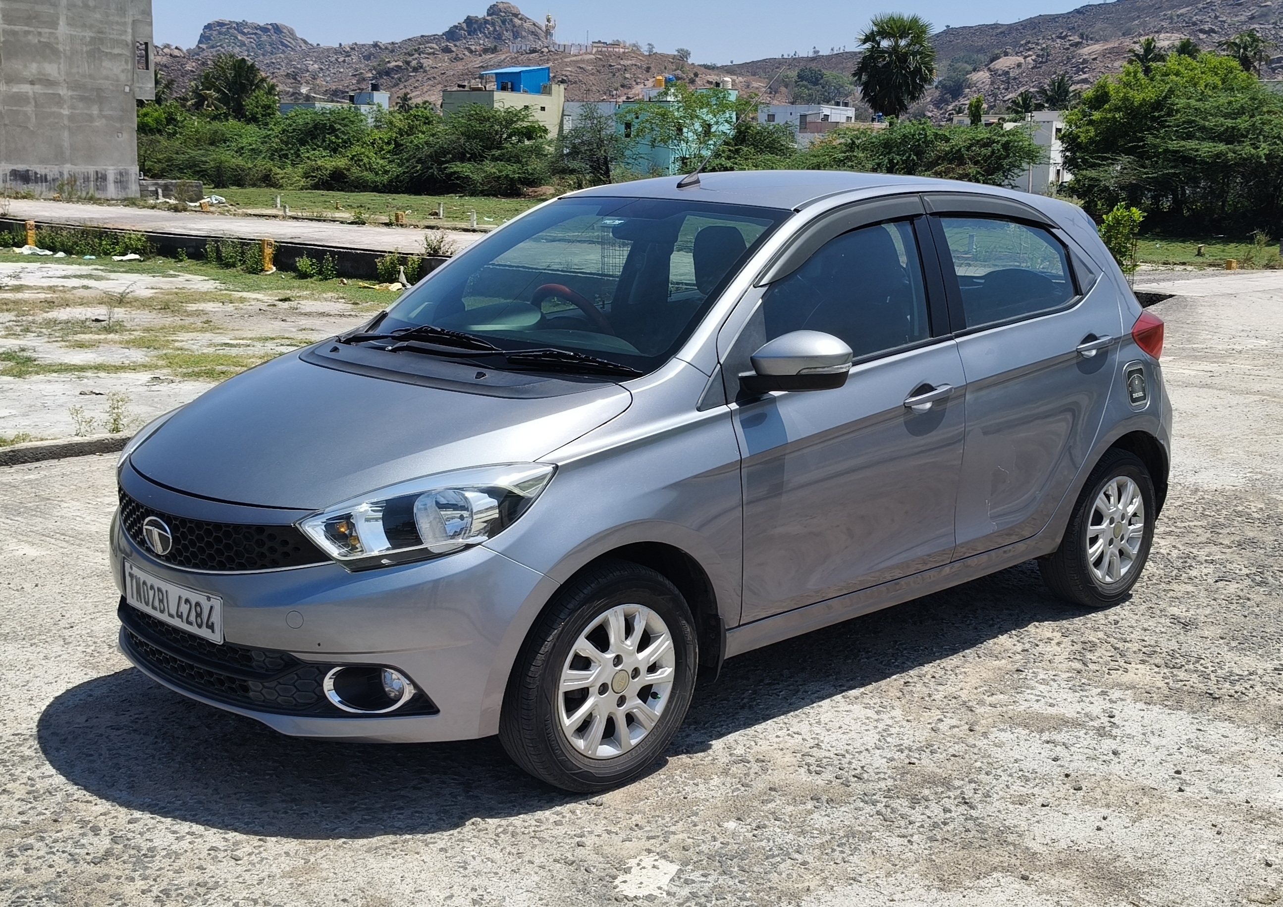Tata Tiago - Image 2