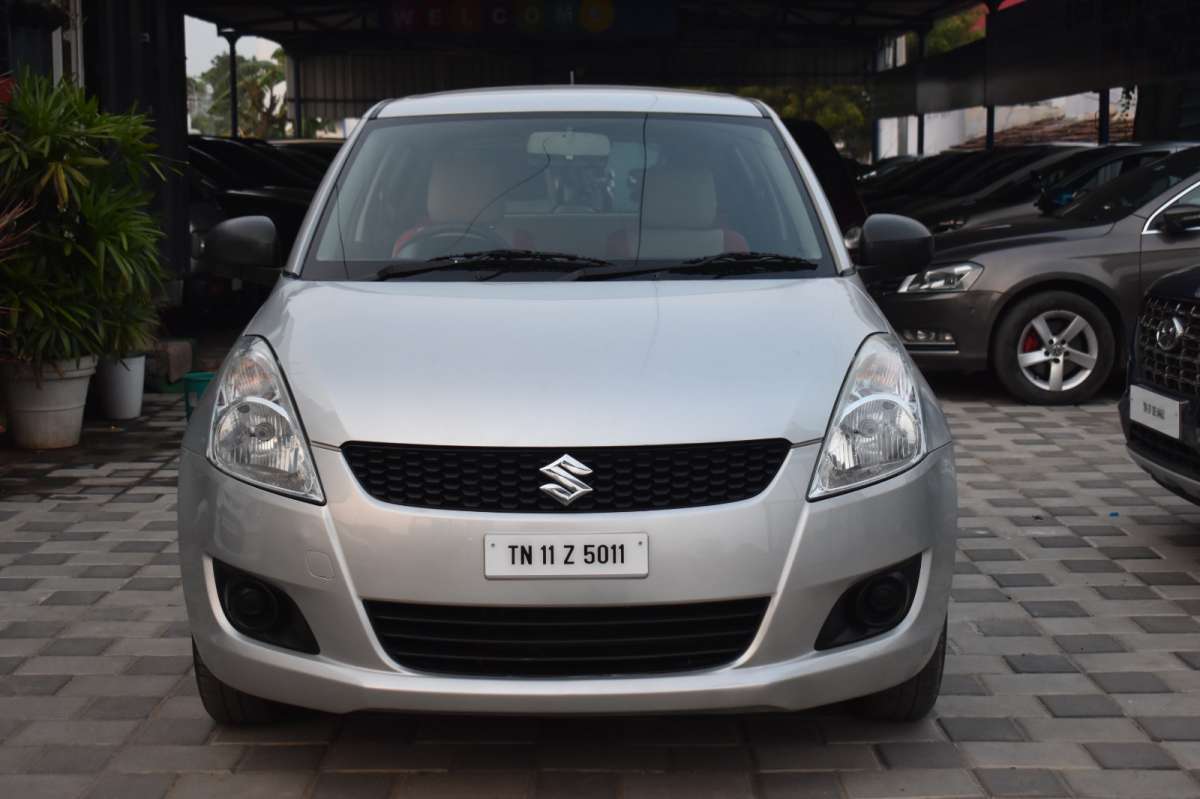 Maruti Suzuki Swift LXI