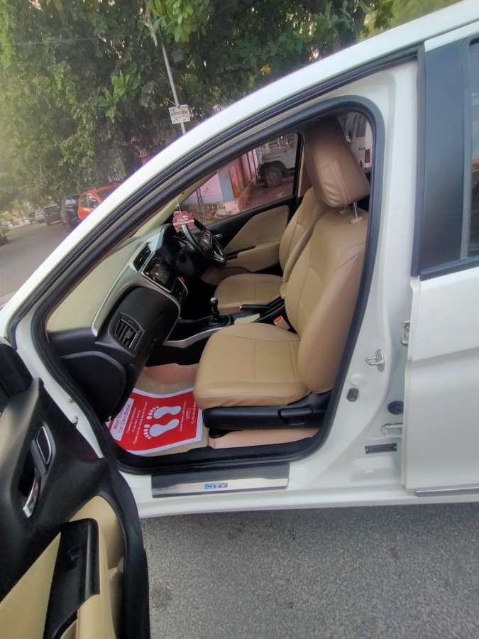 Honda City - Image 2