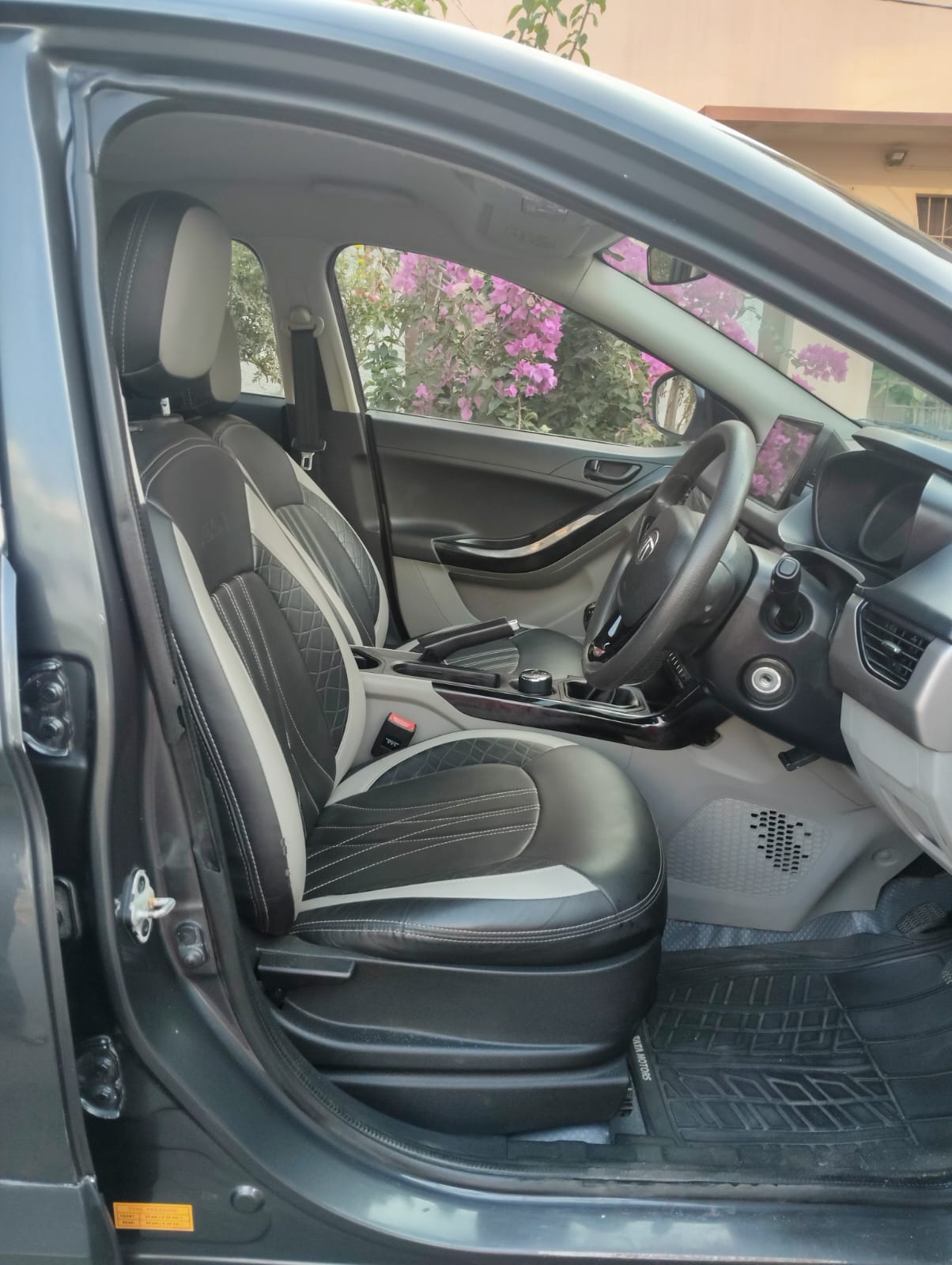 Tata Nexon - Image 5