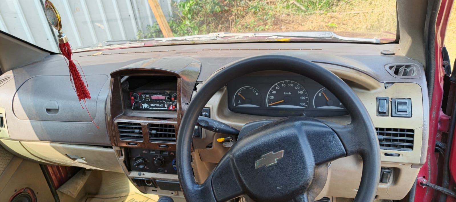 Chevrolet Tavera - Image 6