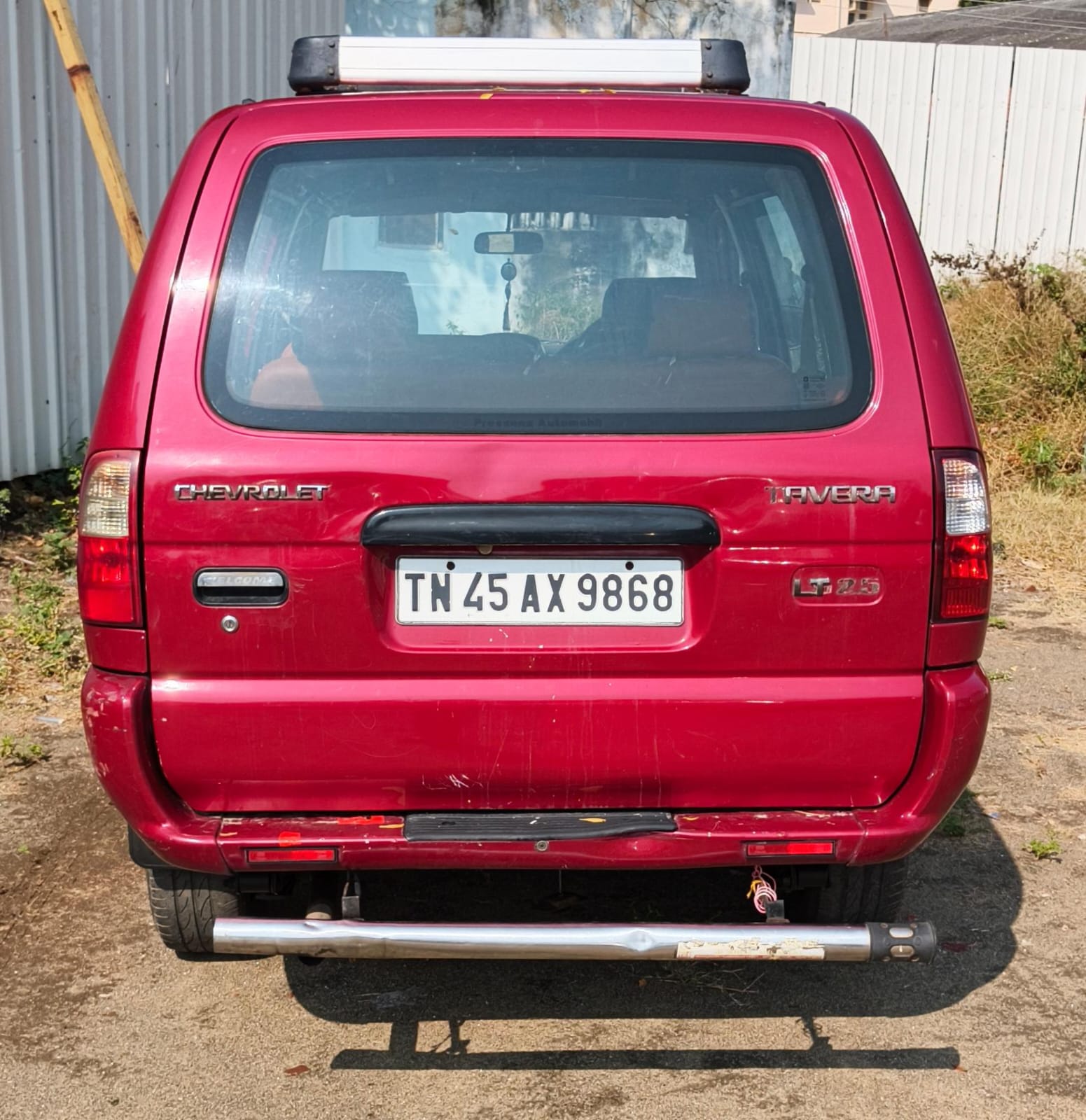 Chevrolet Tavera - Image 2