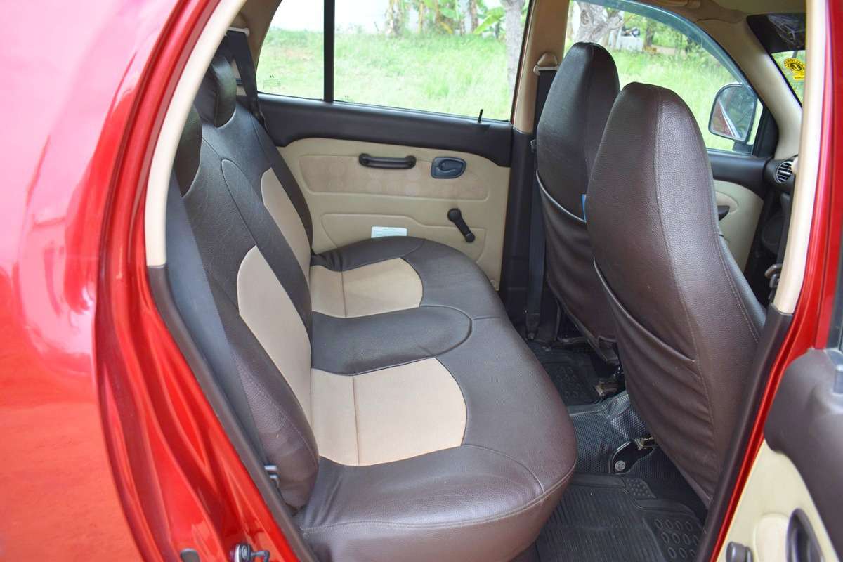 Hyundai Santro Xing - Image 6