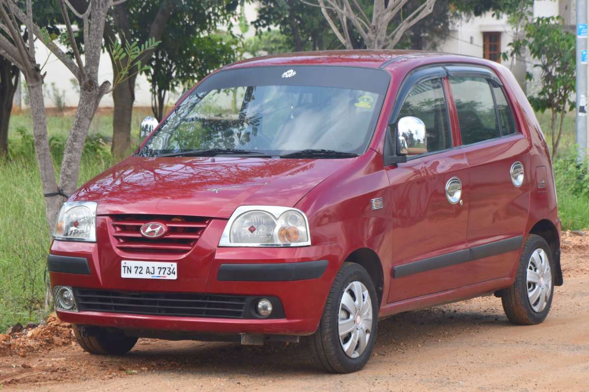 Hyundai Santro Xing - Image 3