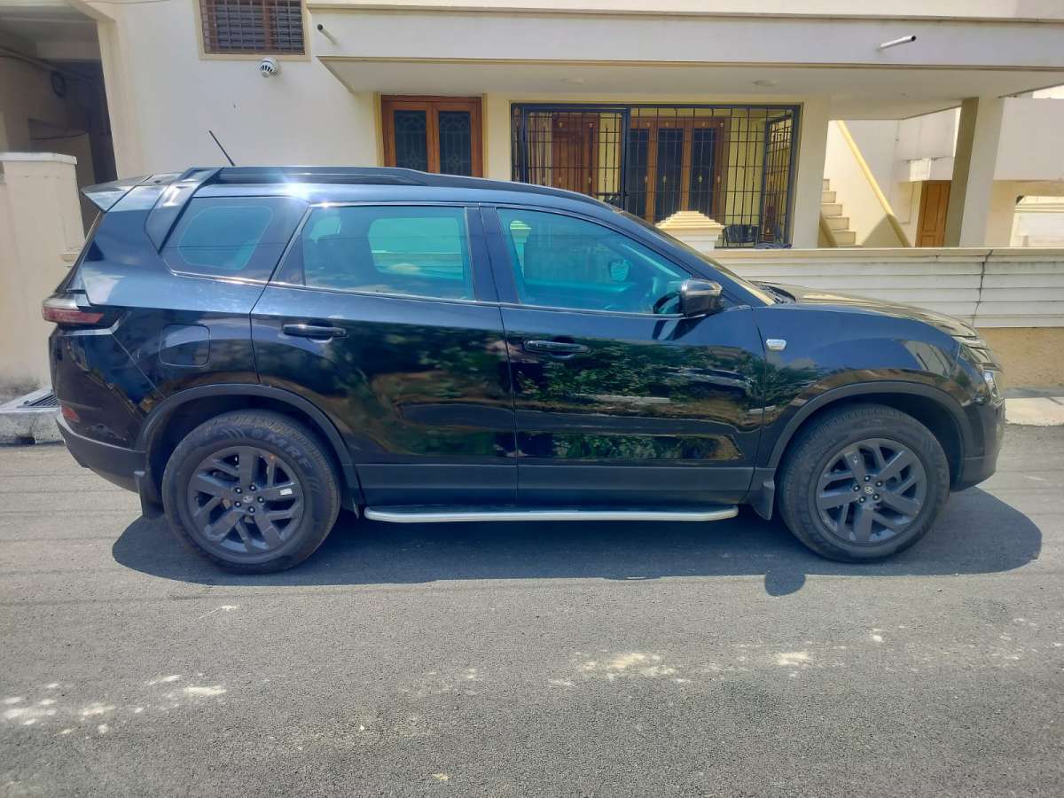 Tata Safari - Image 2