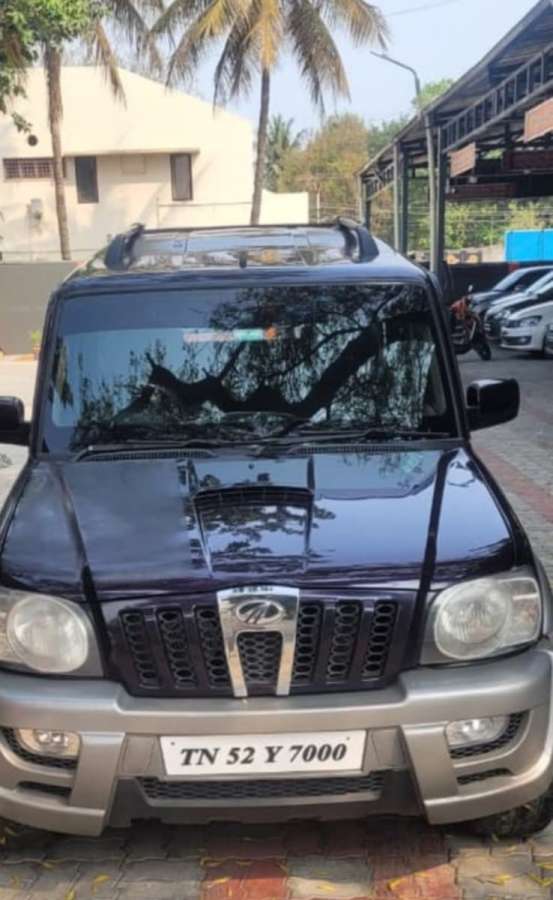 Mahindra Scorpio VLX