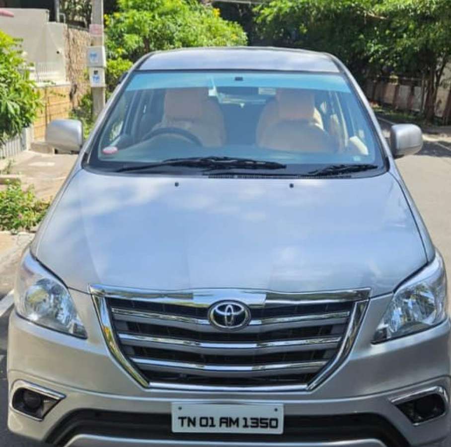 Toyota Innova 2.0 G1