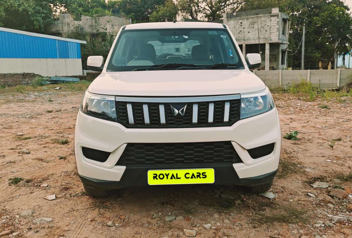 Mahindra Bolero NEO N8 7 STR