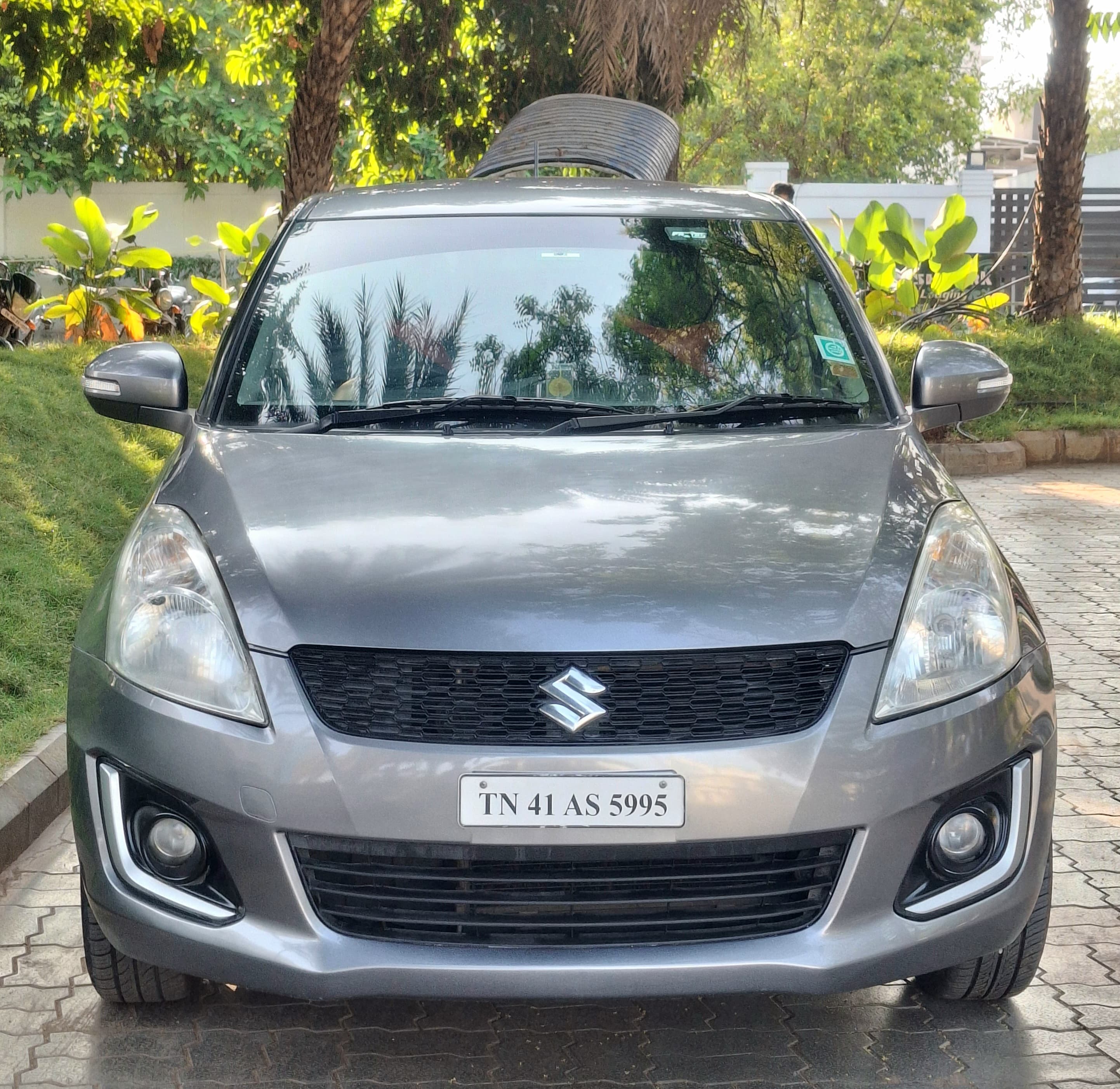 Maruti Suzuki Swift VXI