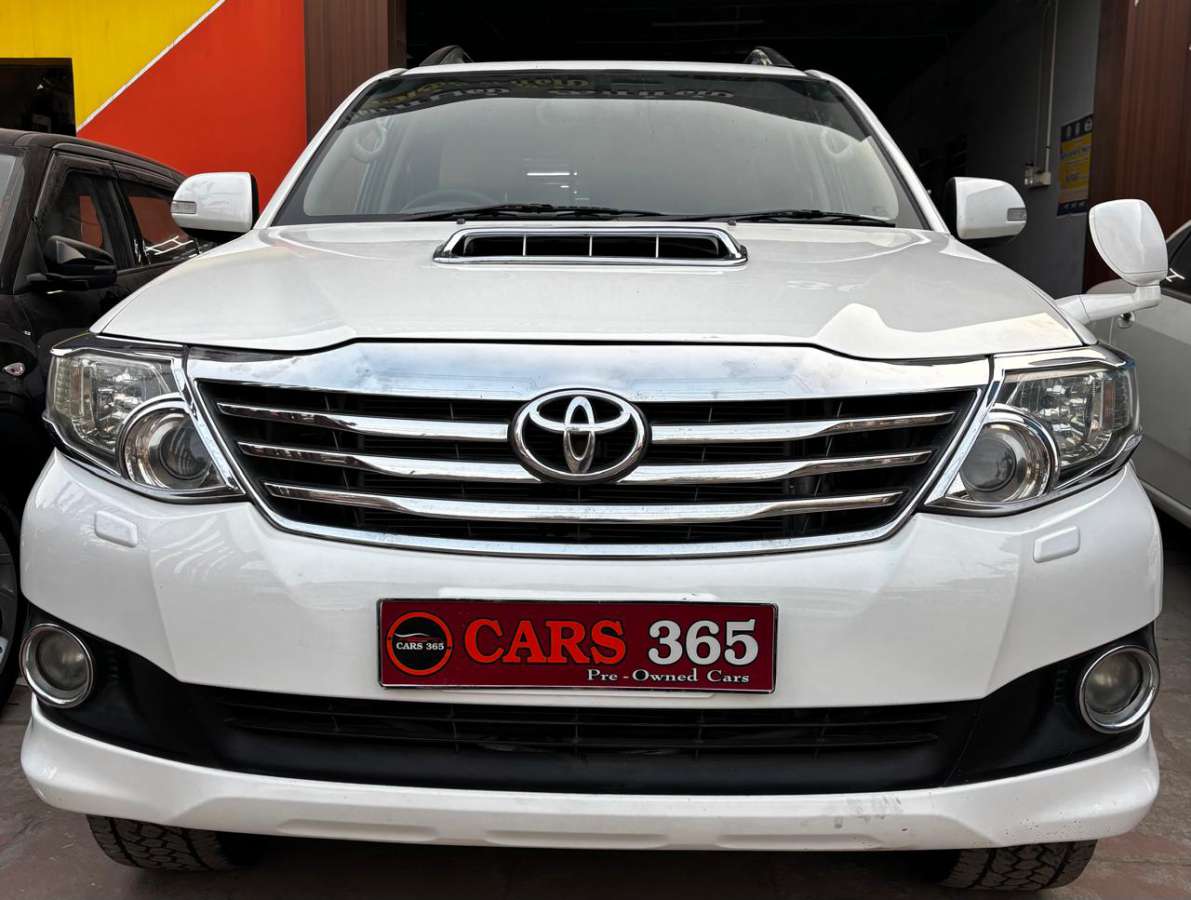 Toyota Fortuner 4*2