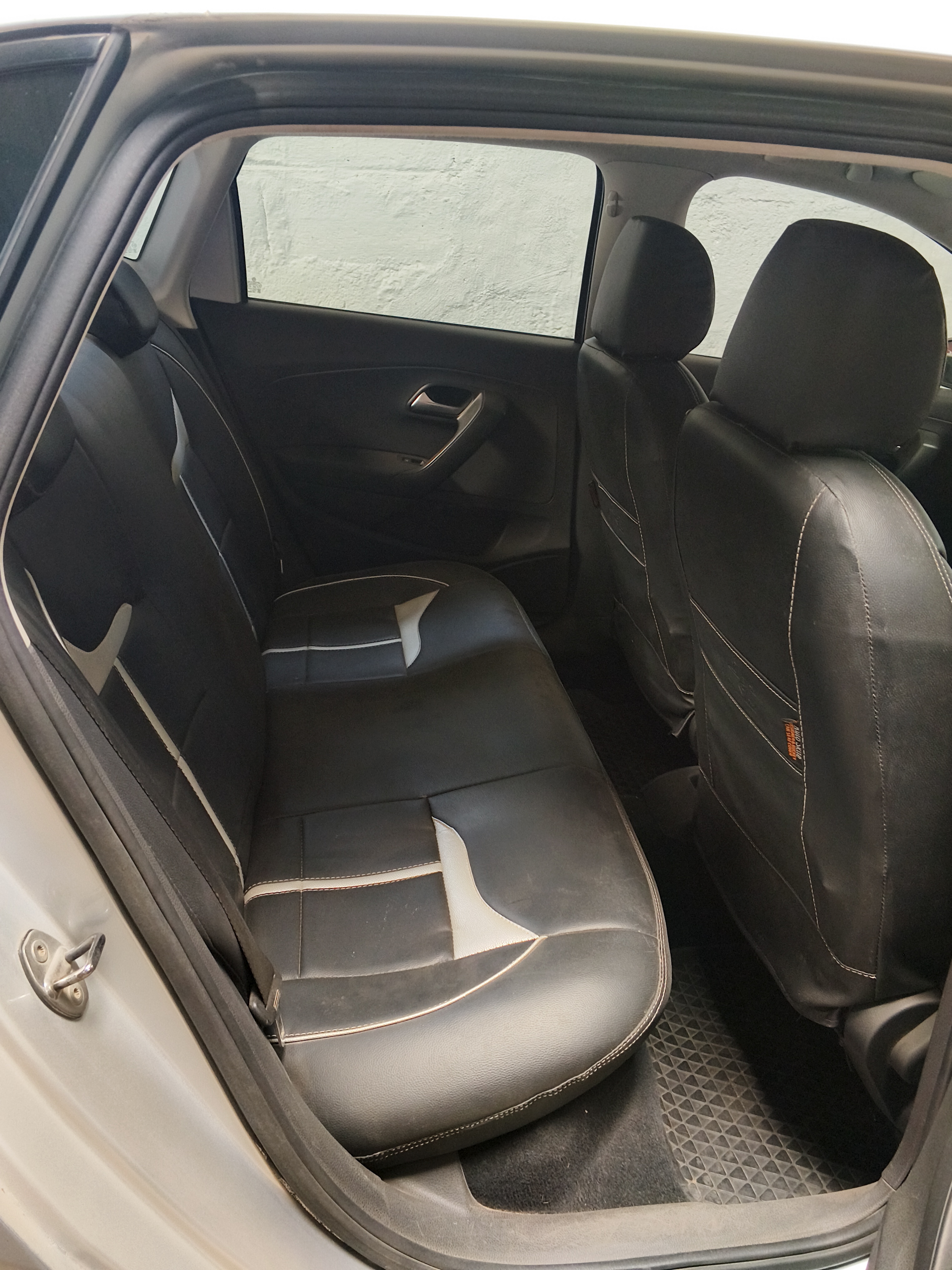 Volkswagen AMEO - Image 5