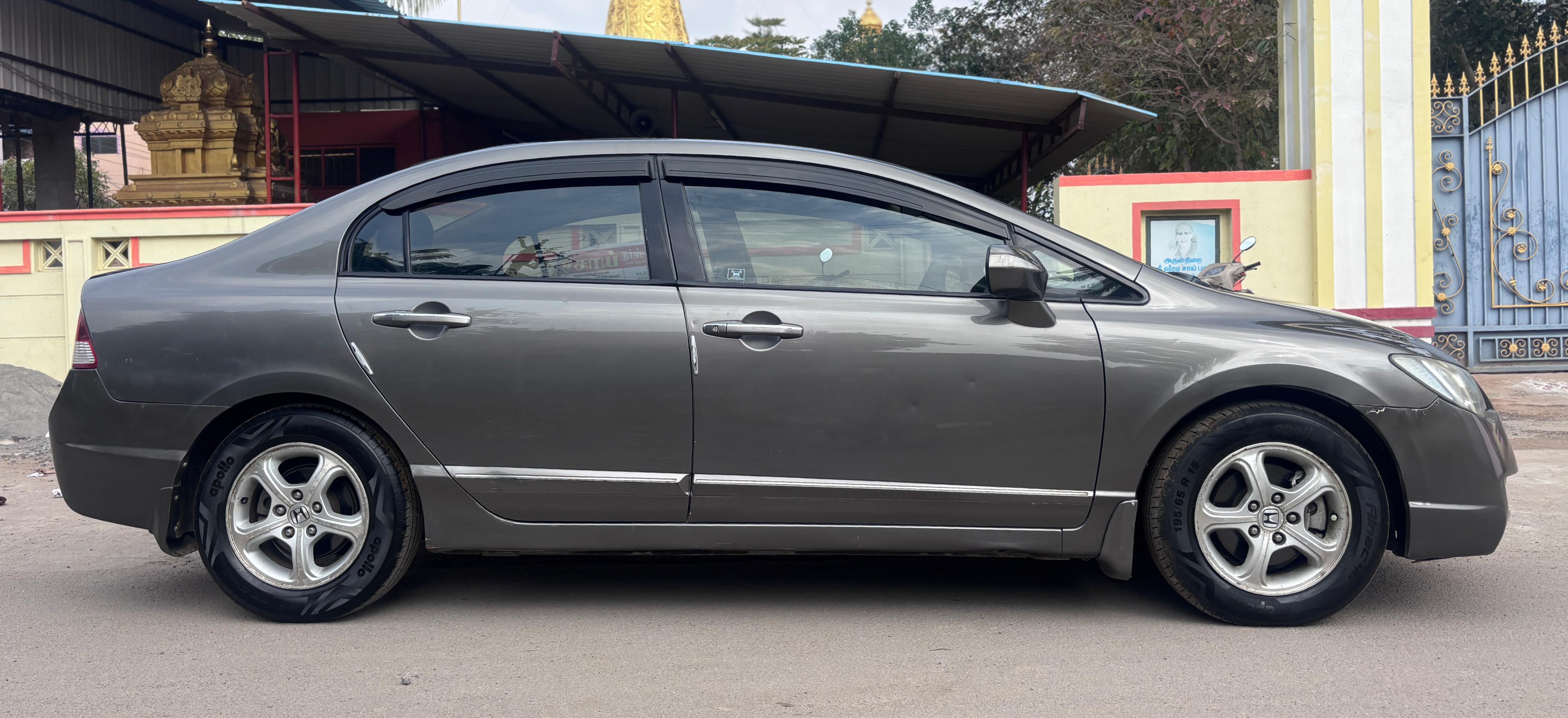 Honda Civic - Image 9