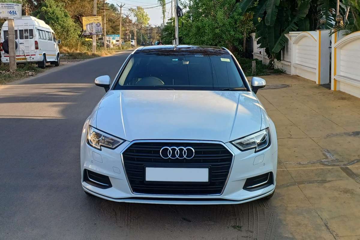 Audi A3 40 TFSI Premium Plus
