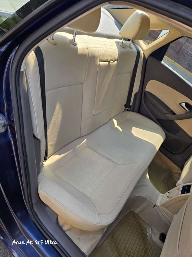 Volkswagen Vento - Image 5