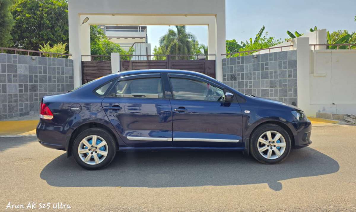 Volkswagen Vento - Image 11